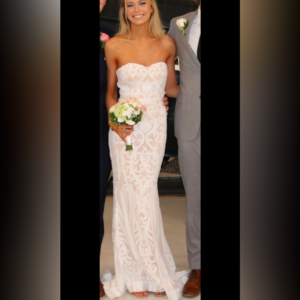 Viral prom dress